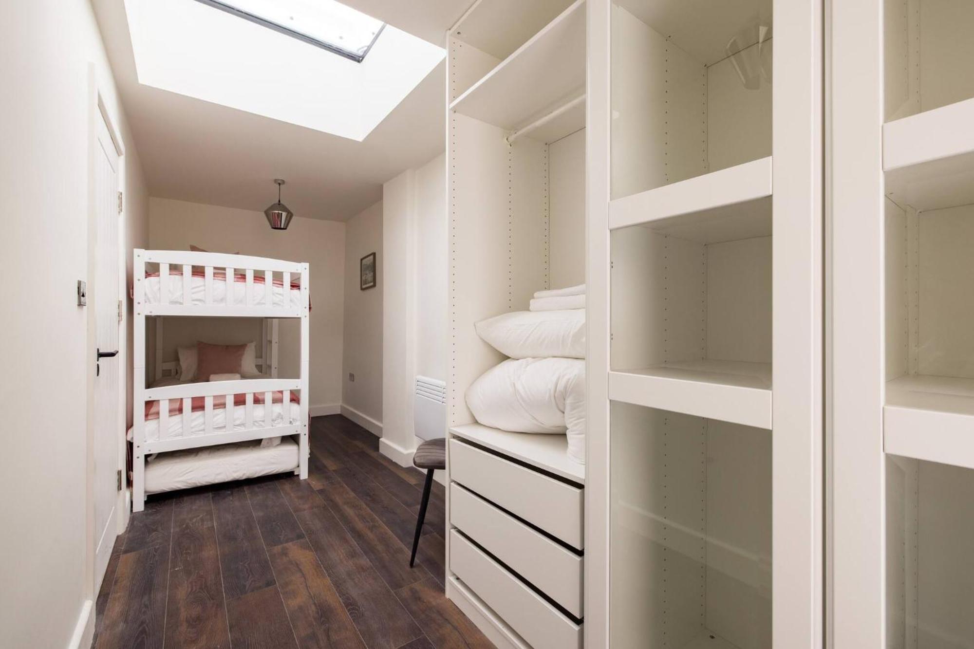 Wild Roses Serviced Apartments - Chelsea London Exterior photo